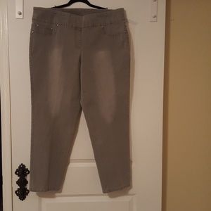 Ruby Rd Gray jeans